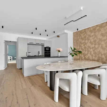 Skyline Penthouse With Jacuzzi And Huge Terrace * Budapest