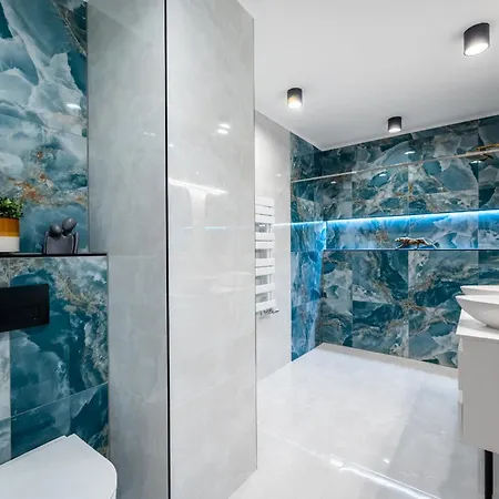 Skyline Penthouse With Jacuzzi And Huge Terrace Budapest