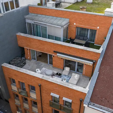 Skyline Penthouse With Jacuzzi And Huge Terrace * Budapest