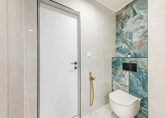 Grand Terrace Jacuzzi Penthouse Rooftop Apartment Budapest