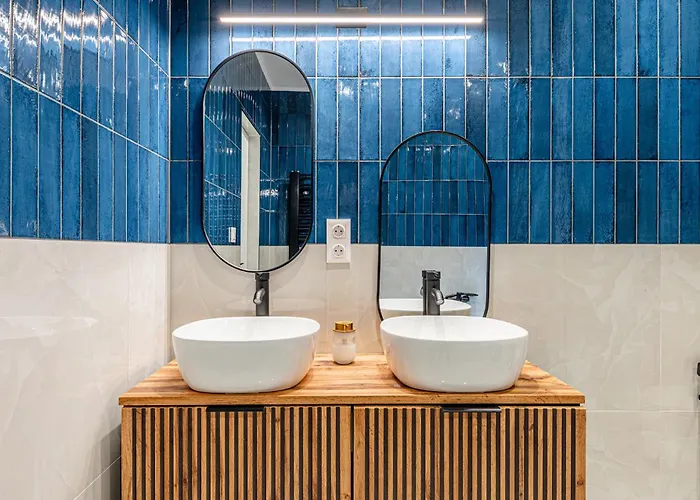 Grand Terrace Jacuzzi Penthouse Rooftop * Budapest