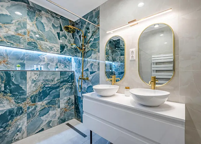 Appartement Grand Terrace Jacuzzi Penthouse Rooftop Boedapest